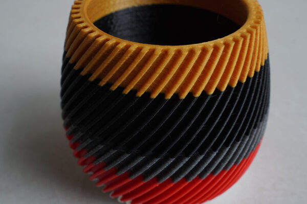Aurora Strata Vase - Image 5