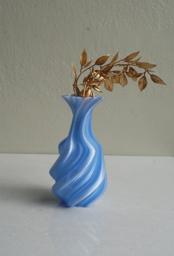 Spiral Pattern Vase 05